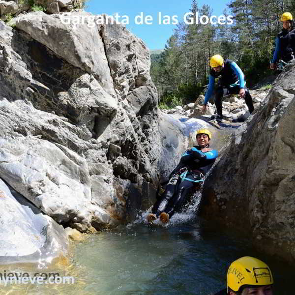 barranquismo en la garganta de las gloces barranco de las gloces, tobogan de entrada