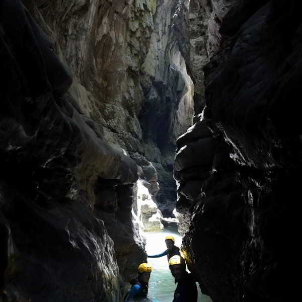 barranquismo en la garganta de las gloces barranco de las gloces, en las profundidades