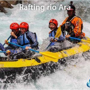 rafting rio ara torla broto en el rapido del puño del rafting rio ara
