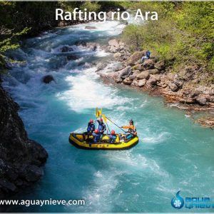 rafting rio ara torla broto en el rapido del puente de igualar del rafting rio ara