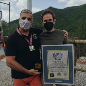 salto en la tirolina ordesa premio record mundial de velocidad