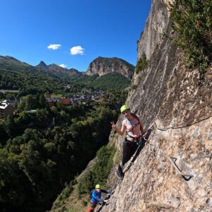 Via Ferrata Escarrilla en el Valle de Tena Via Ferrata Escarrilla en el Valle de Tena
