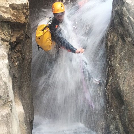 Barranco de Artazul fin de semana barranquismo Artazul y la Leze