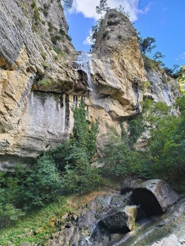 Cascada barranco de Artazul Fin de semana barranquismo Artazul y la Leze