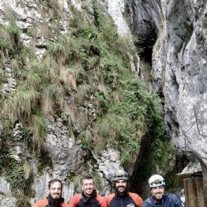 Cueva de la Leze salida fin de semana barranquismo Artazul y la Leze
