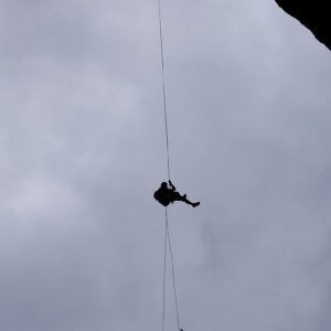 Cueva de la leze ojo de Koloxka fin de semana barranquismo Artazul y la Leze
